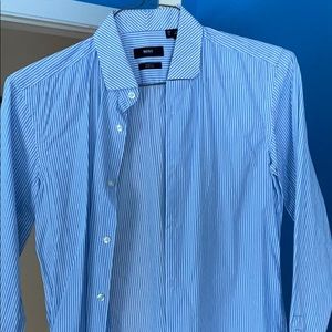 Hugo Boss men’s blue striped button down medium